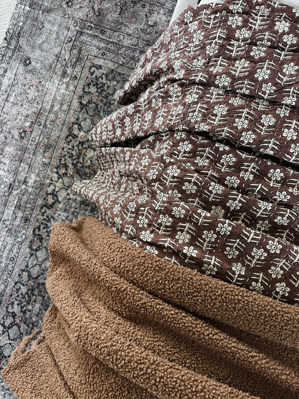 A & E Textile House Premium Flowers Print Cotton Kantha Quilt with Natural color bedding Bedcover Home