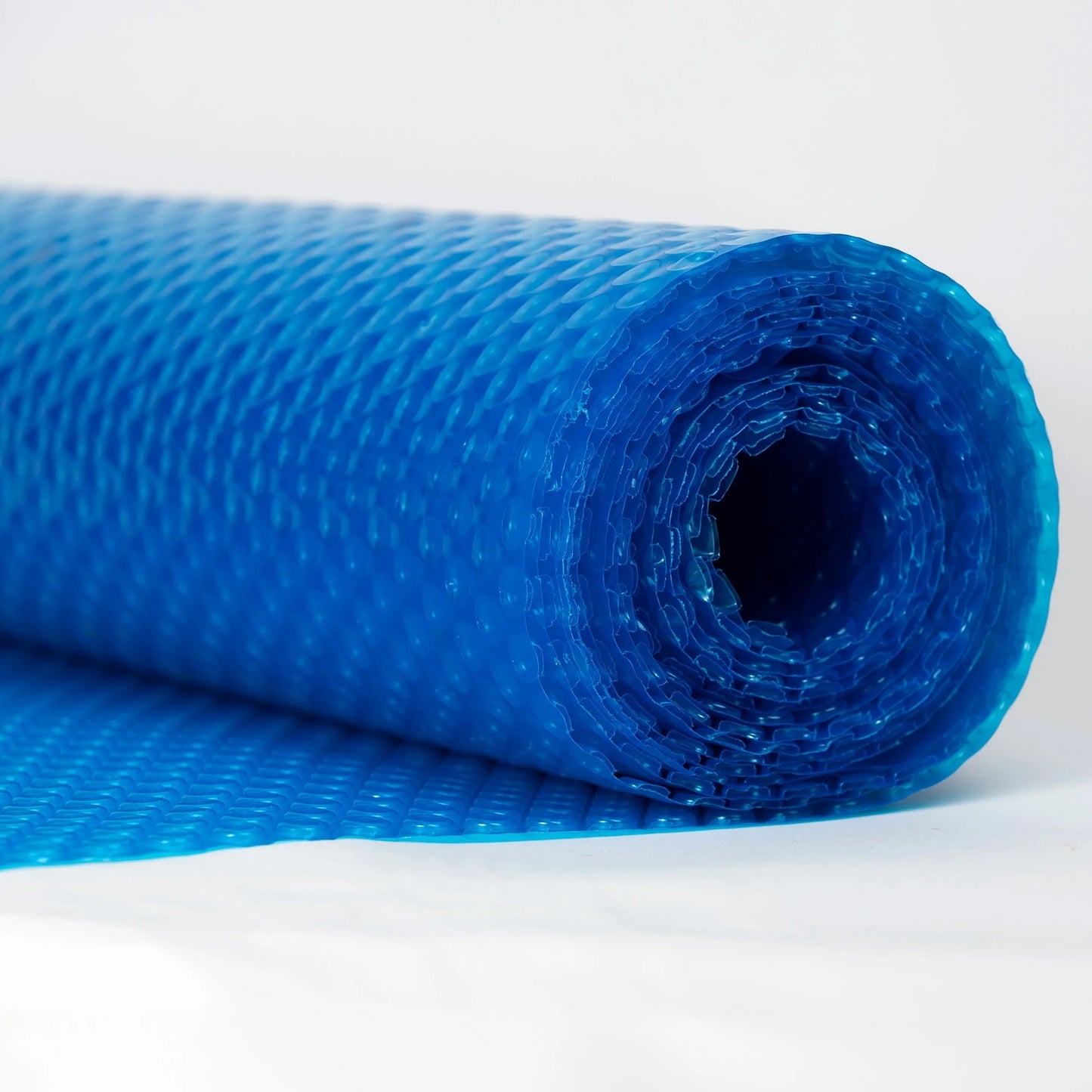 Blue Wave 12-mil Solar Blanket for Rectangular 12-ft x 20-ft In-Ground Pools