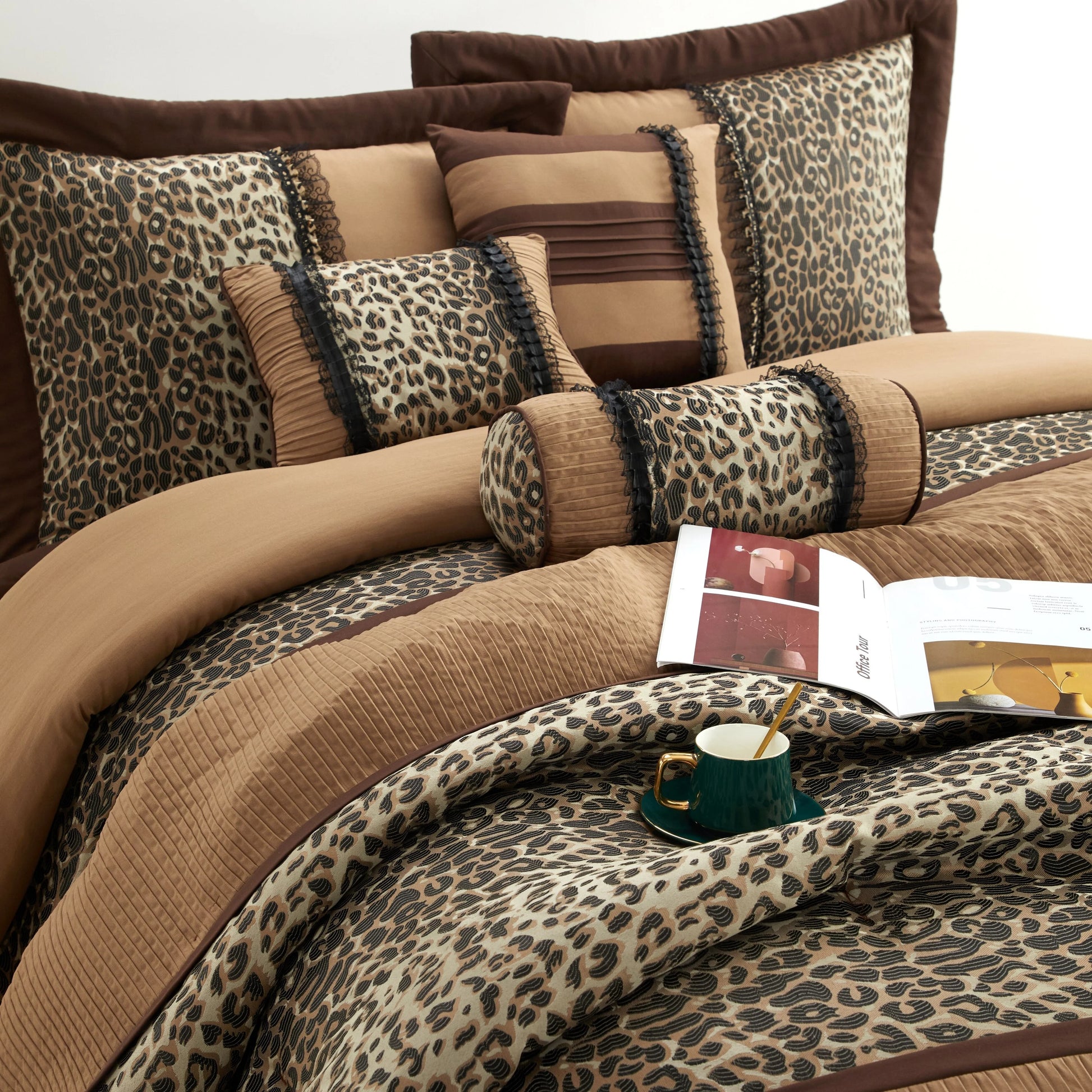 Nanshing Sadie 7-Piece Animal Print Bedding Comforter Set, Brown/Taupe, California King