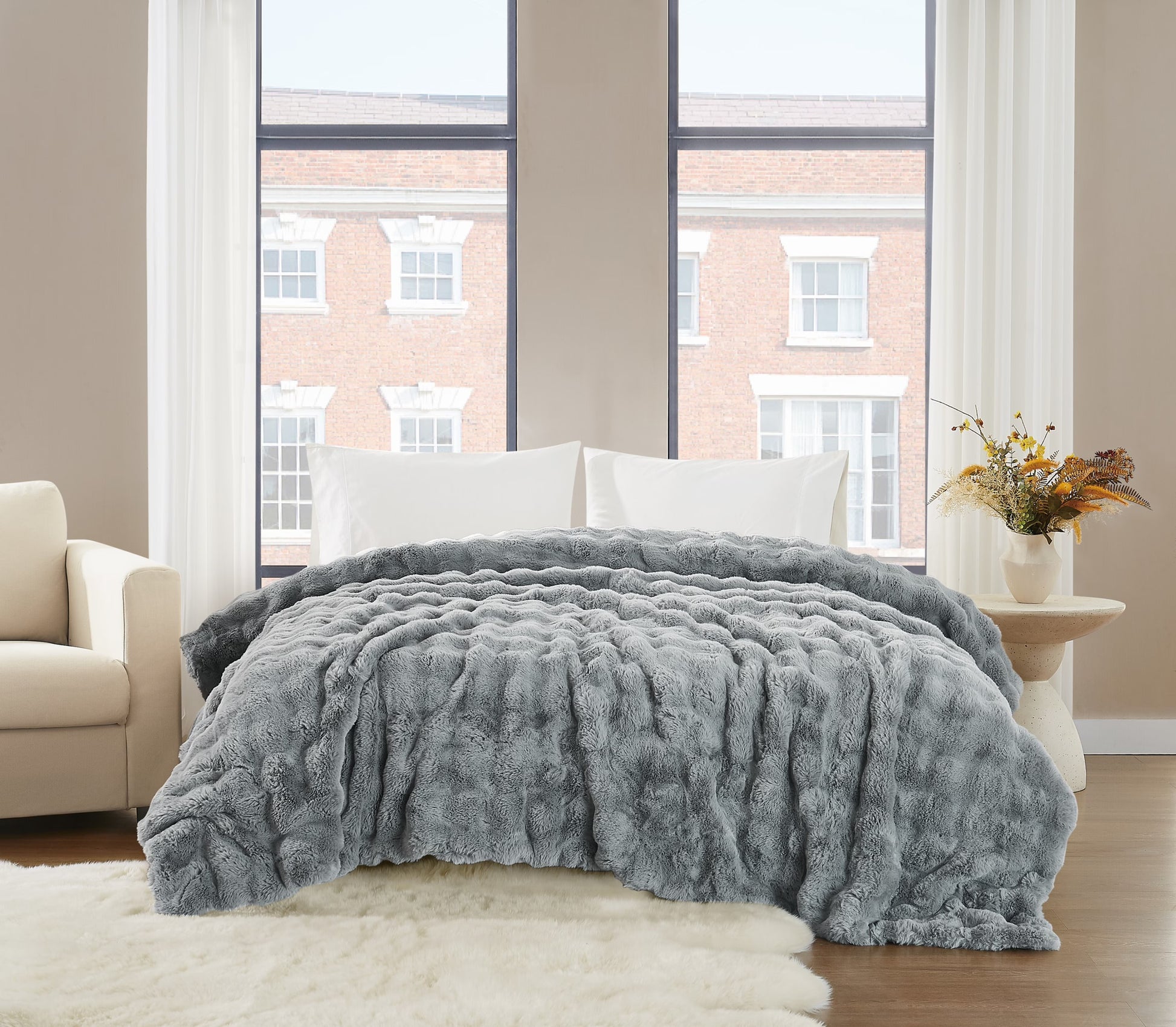 Brooklyn Loom Bubble Faux Fur 100% Microfiber Polyester Twin XL Blanket in Green, All Season, Adult Size, OEKO-TEX Certified