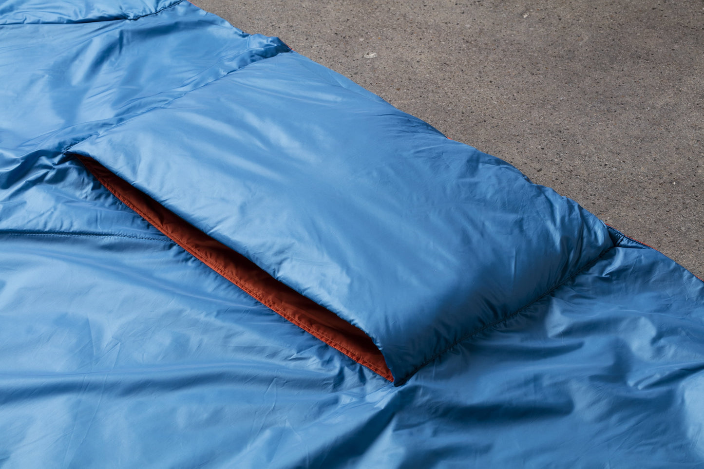 Klymit Versa Insulated Camping Blanket, Wide Travel Throw for Hiking, Backpacking & Outdoors