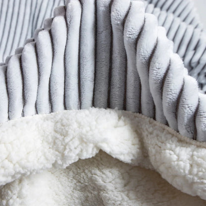 DISSA Sherpa Fleece Blanket Soft Grey and White Throw Blanket Cozy Plush Blankets for Couch Sofa Bed,51"x63"