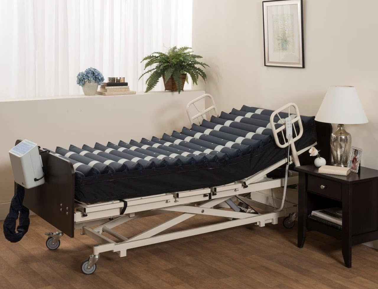 Medacure Alternating Pressure Air Mattress with Pump Included - Twin Size 80" x 36" x 8"
