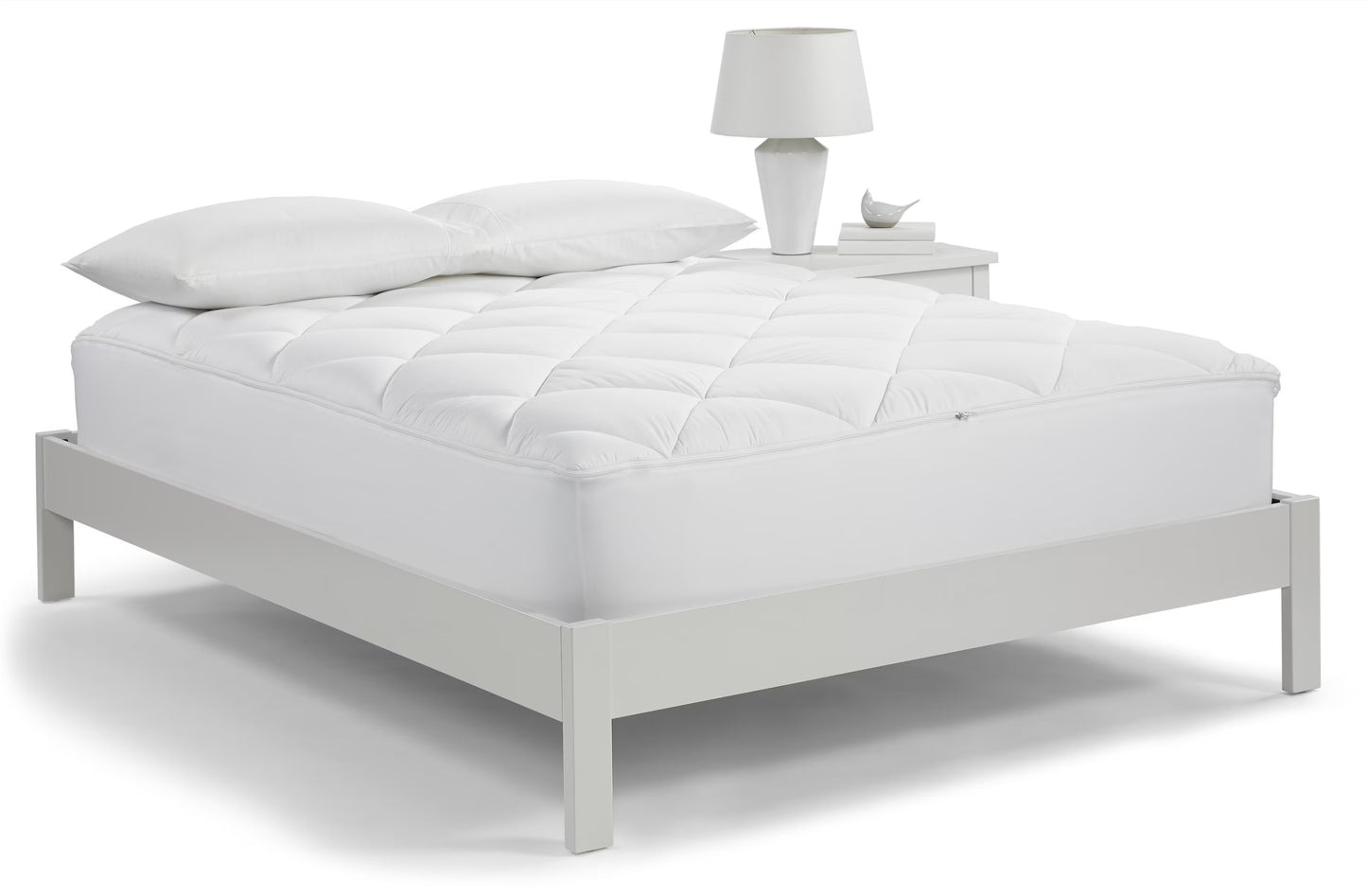 Serta Luxury Firm King Mattress Pad in White