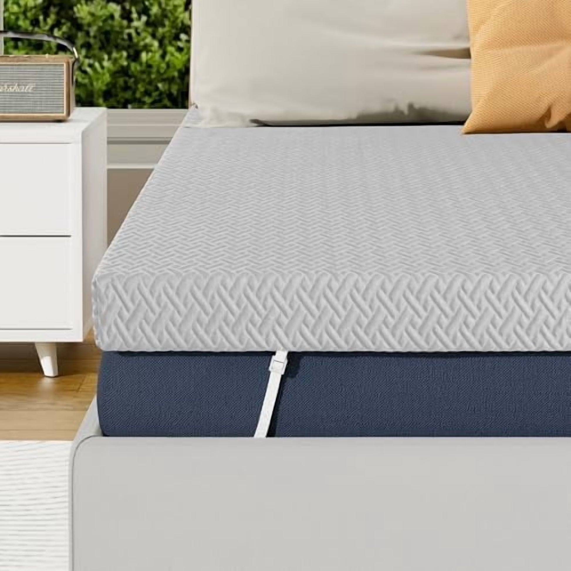 Memory Foam Mattress Topper King Size, 3 Inch Gel Infused Cooling Mattress Pad with Breathable Bamboo Cover, Pressure Relief & Machine Washable Bed Topper 76"x80" Gray