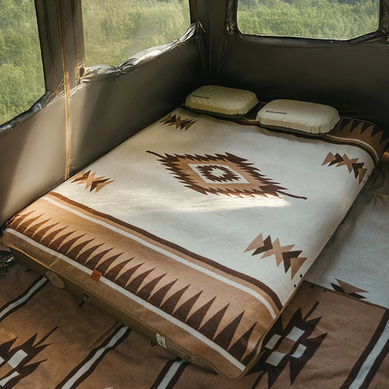 Naturehike, Wool Blanket, Multi-purpose Warm Wool Blanket, Oversized Skin-friendly Wool Throw, Wearable Soft and Warm Blanket, For Home/Camping/Travel