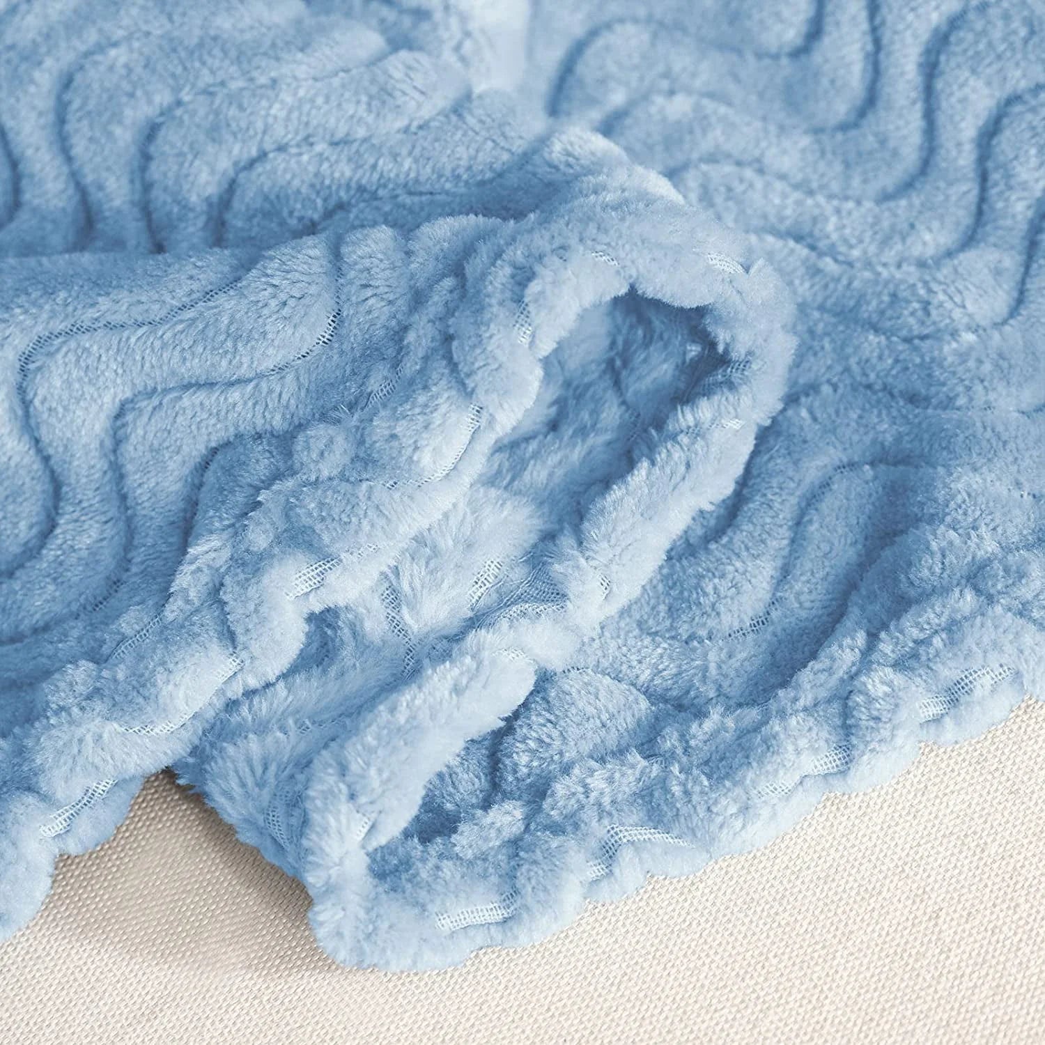 Exclusivo Mezcla Large Flannel Fleece Throw Blanket, 50x70 Inches Soft Jacquard Weave Wave Pattern Blanket for Couch, Cozy, Warm, Lightweight and Decorative Baby Blue Blanket