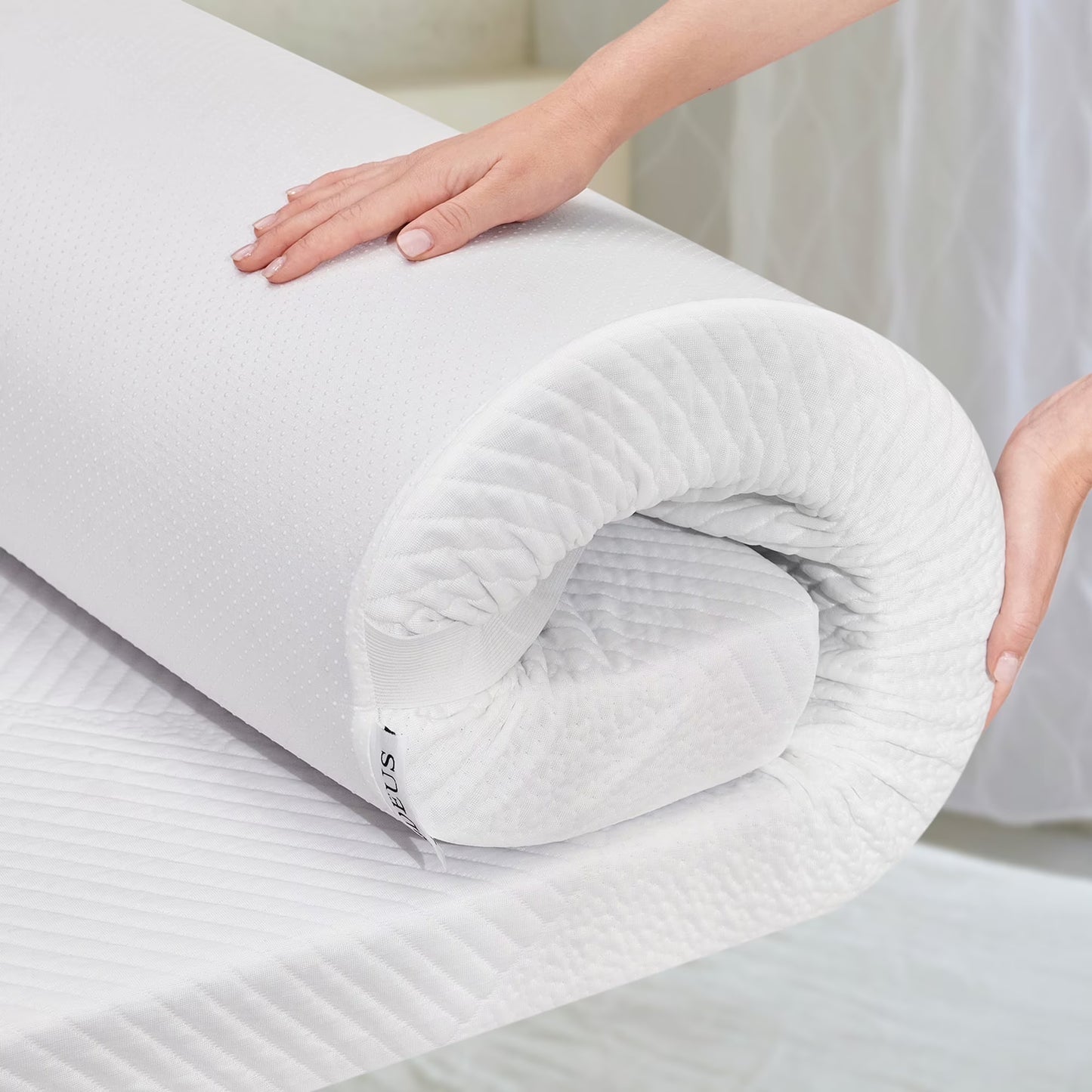 BDEUS 3 Inch Gel Memory Foam Mattress Topper Queen Size, Ventilated High Density Pad for Back Pain, Bed Topper with Removable Soft Cover, CertiPUR-US Certified