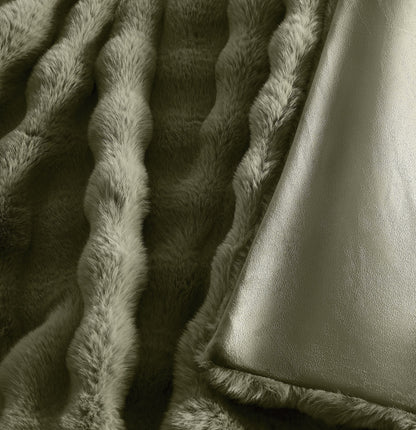 Brooklyn Loom Bubble Faux Fur 100% Microfiber Polyester Twin XL Blanket in Green, All Season, Adult Size, OEKO-TEX Certified