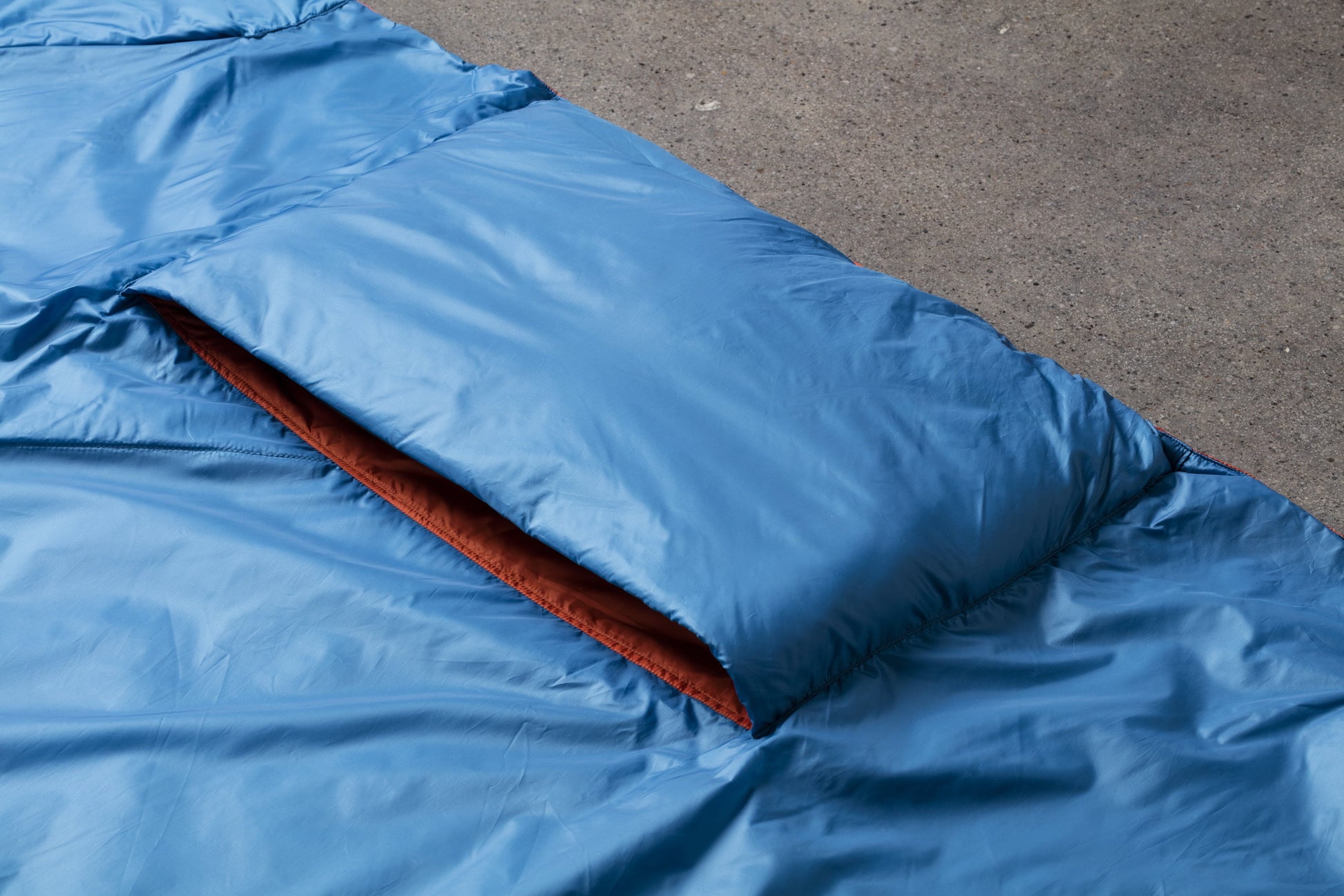 Klymit Versa Insulated Camping Blanket, Wide Travel Throw for Hiking, Backpacking & Outdoors