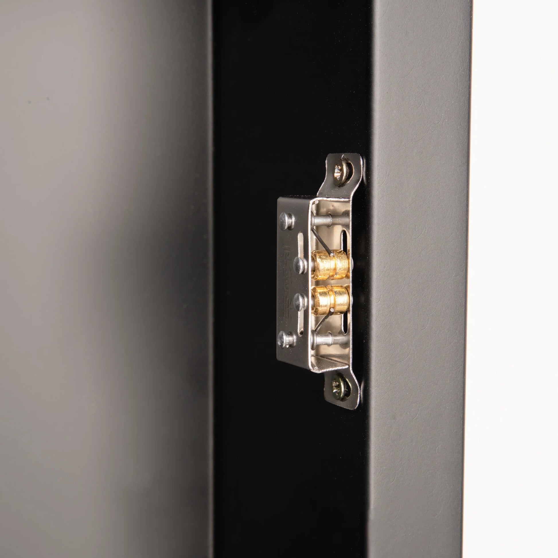 Merrick Lane 24" x 30" Reversible Bathroom Wall Medicine Cabinet with Rounded Rectangular Beveled Mirror and Black Metal Frame and Shelves