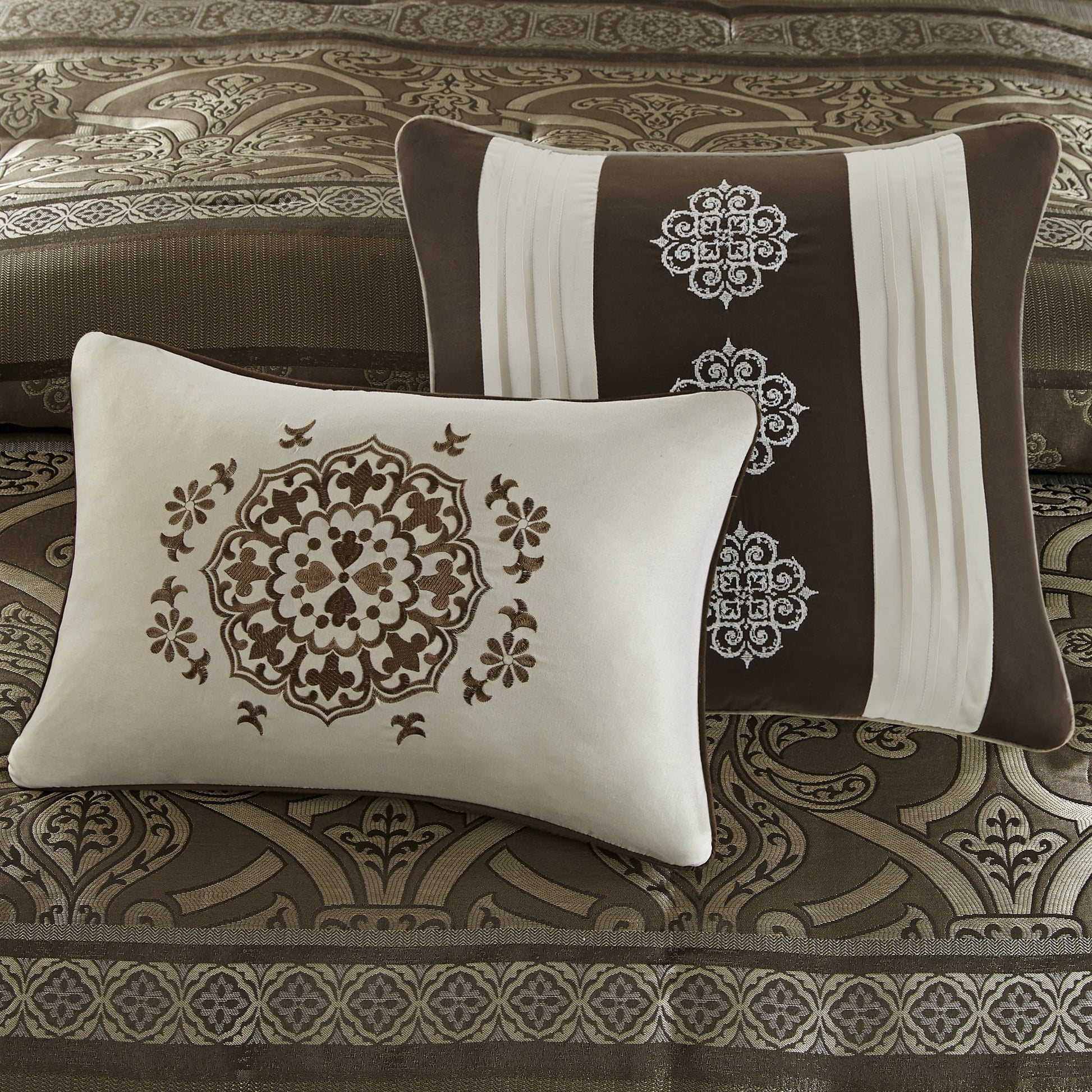 Home Essence Dennie 16 Piece Jacquard Complete Bedding Set With 2 Sheet Sets, King, Brown