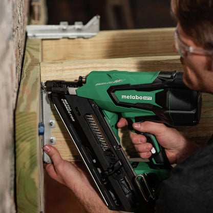Metabo HPT 36V MultiVolt Cordless Metal Connector Nailer Kit | Accepts 1-1/2-Inch and 2-1/2-Inch Nails | Strap-Tite Probe Tip | NR3665DA