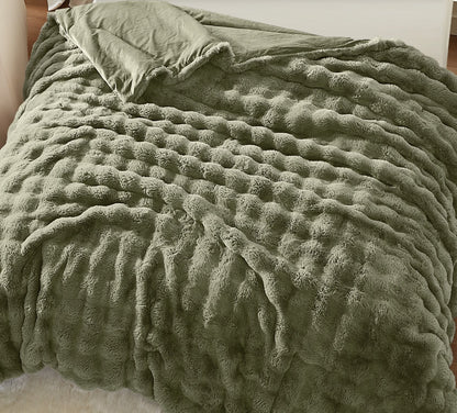 Brooklyn Loom Bubble Faux Fur 100% Microfiber Polyester Twin XL Blanket in Green, All Season, Adult Size, OEKO-TEX Certified