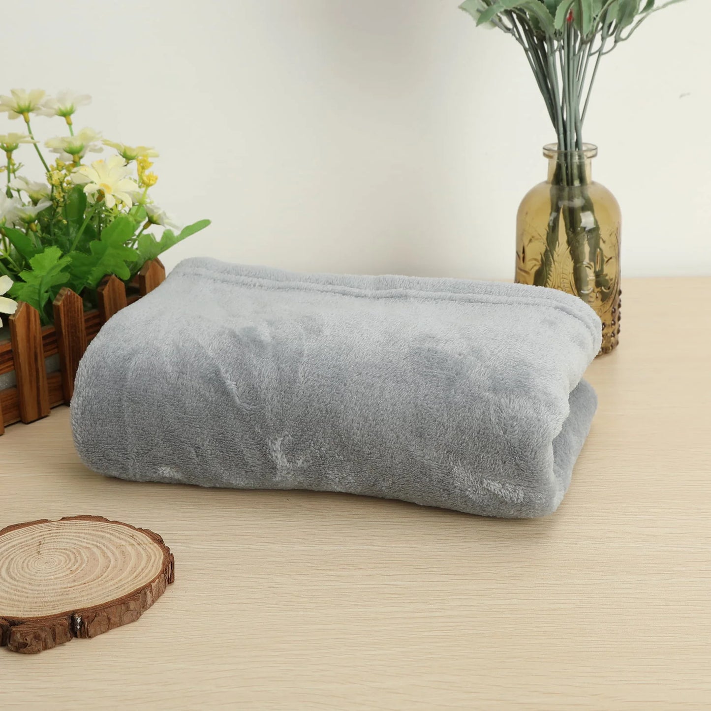 Visland Small Fleece Throw Blanket for Couch/Sofa/Bed,Plush Soft Blankets and Throws,Lightweight and Cozy