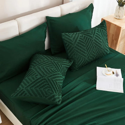 Queen Comforter Set 7 Piece Dark Emerald Green - Bed in a Bag Queen Boho Lightweight Fluffy Tufted Bedding Sets with Comforter, Sheets, Pillowcases & Shams