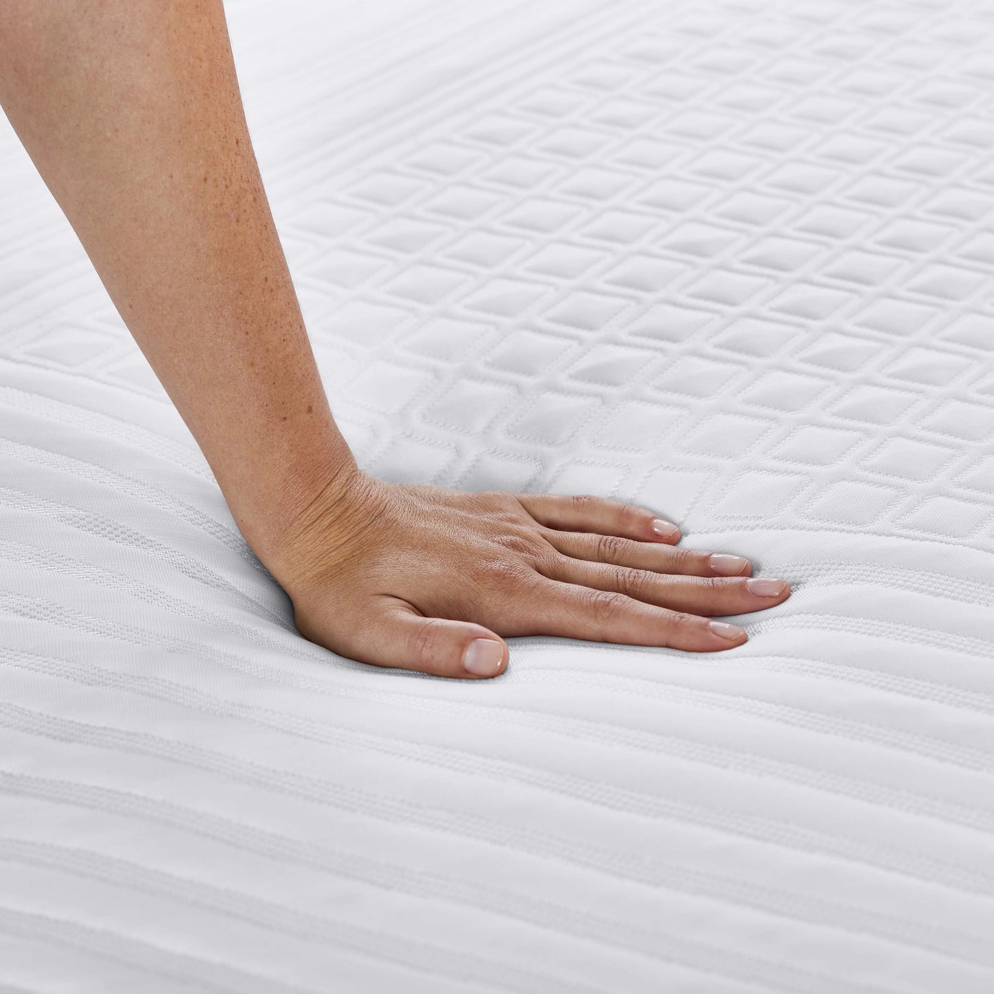 nue by Novaform 10" Cooling Gel Memory Foam Mattress, Queen