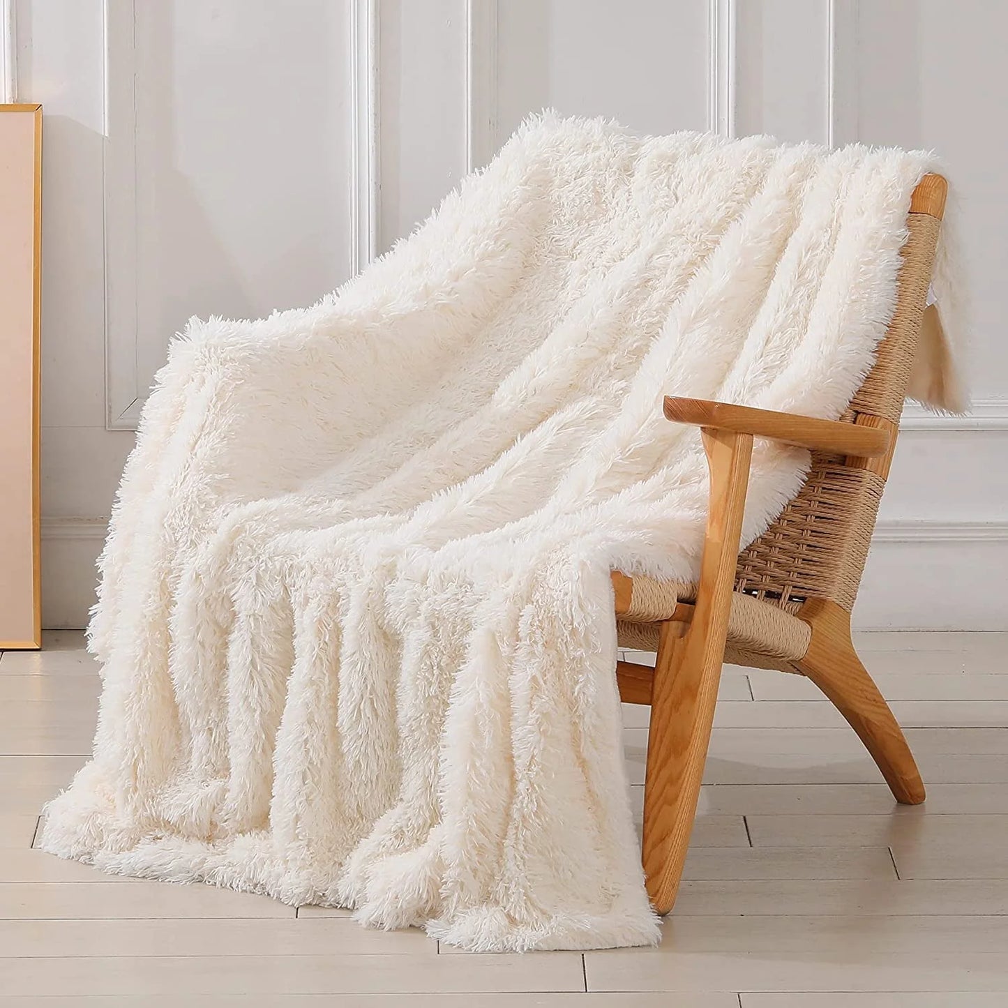 Junovo Super Soft Throw Blanket for Bed, Fluffy Cozy Plush Light Blanket, Washable Warm Furry Throw Blanket for Couch Sofa Chair Home Decor, 50"x60" ,Cream White