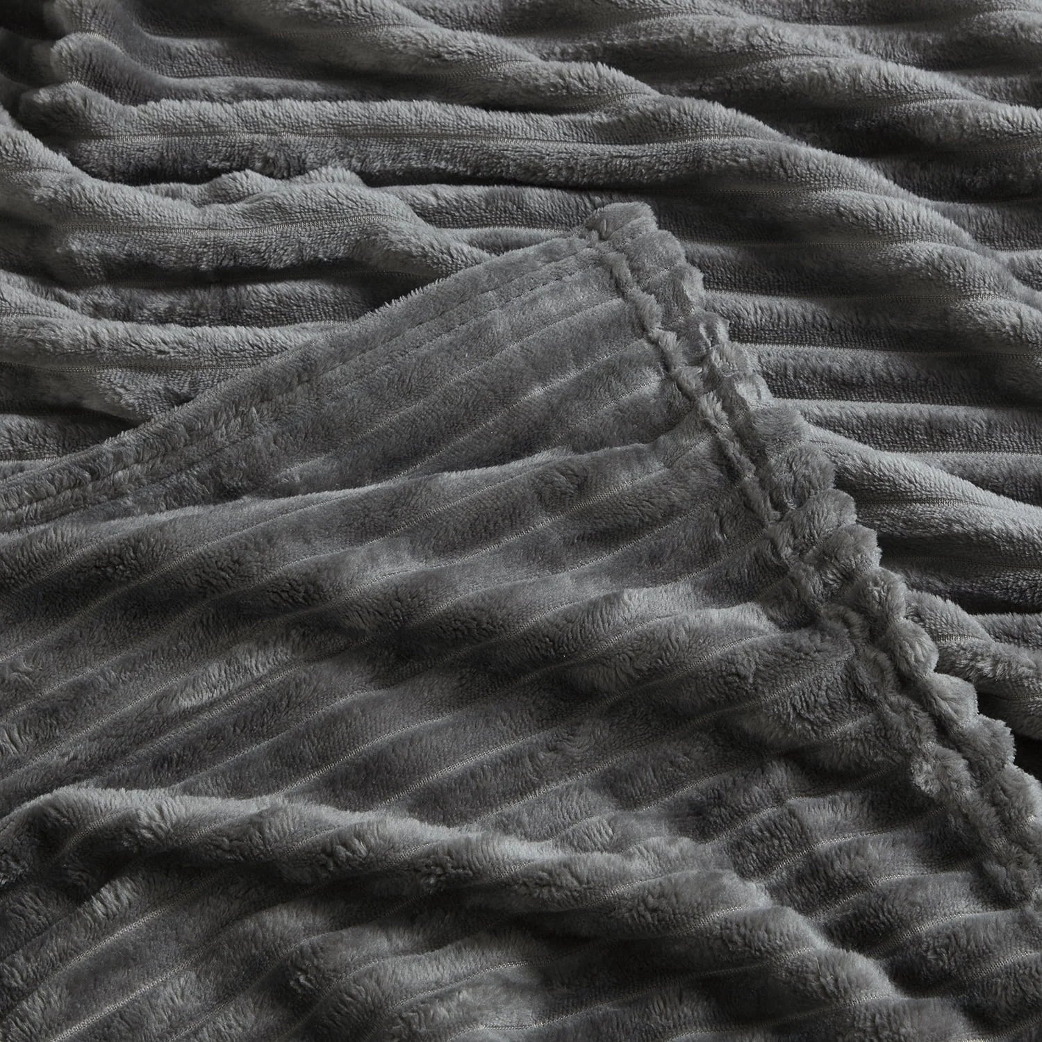 Nestl Cut Plush Fleece Bed Blanket - Super Soft Lightweight Fuzzy Luxury Throw Blanket for Sofa Couch Bed, Queen (90" x 90") Gray